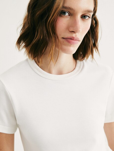 CAMISETA BÁSICA SLIM BLANCO