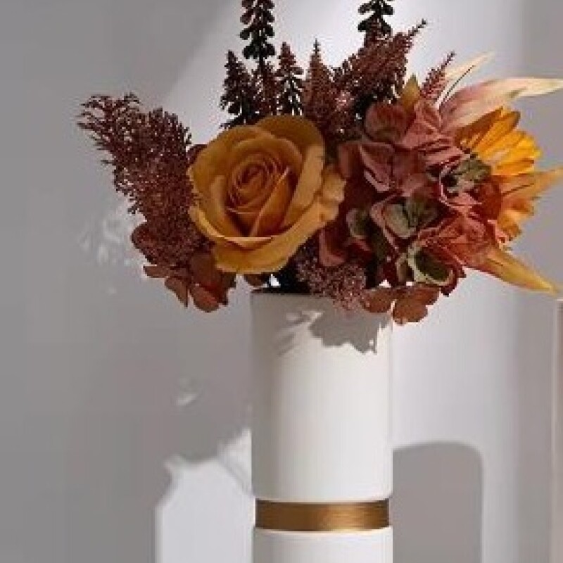 FLORERO CERAMICA CRUDA C/ LINEA DORADA FLORERO CERAMICA CRUDA C/ LINEA DORADA