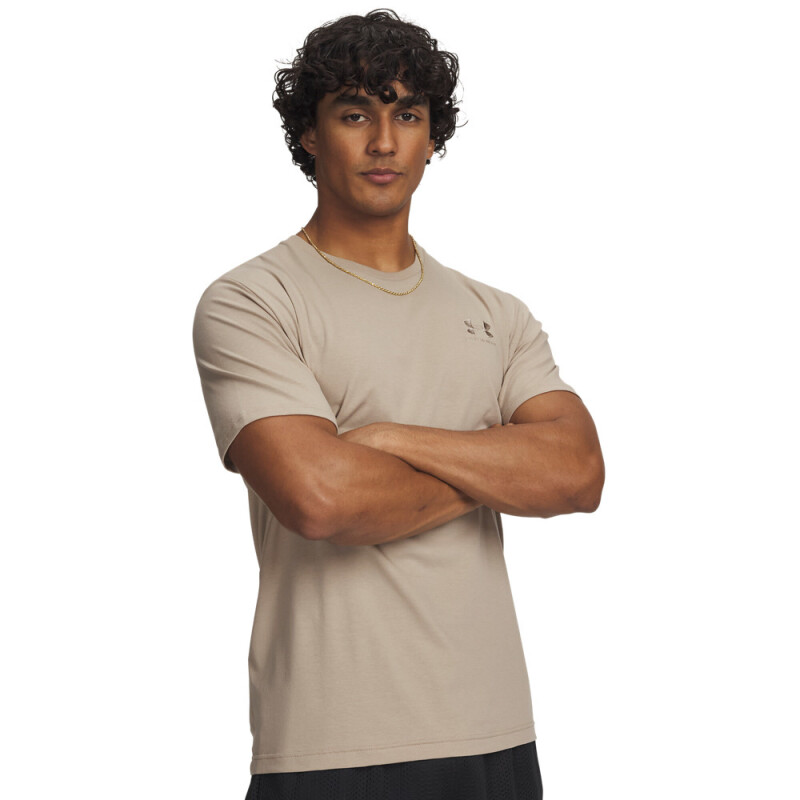 Remera Under Armour 6000000-299 Remera Under Armour 6000000-299