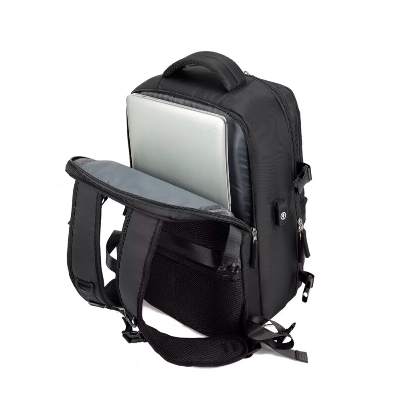 Mochila de viaje para carry on negro