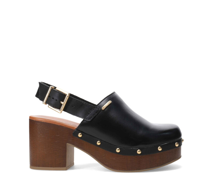 Zapato tipo zueco con pulsera Preto