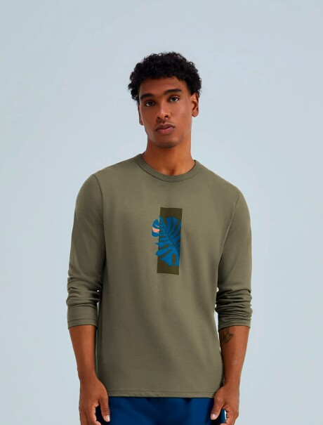 CAMISETA CON ESTAMPA MODELO REGULAR VERDE
