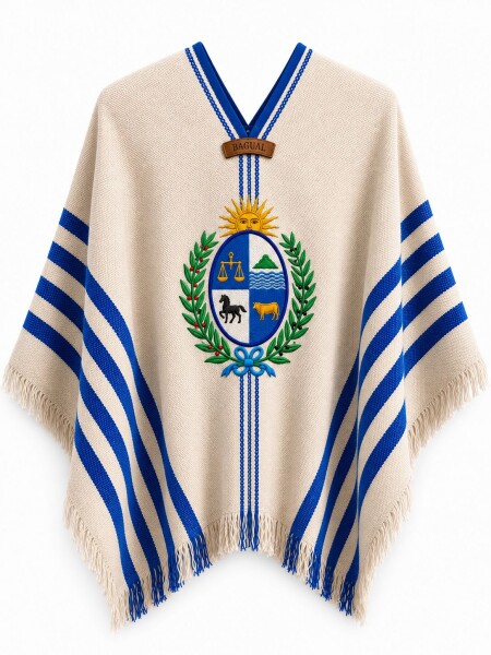 poncho niño patrio bordado Escudo Nacional