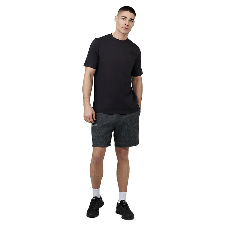 Remera Castore Embroidered Logo Negro