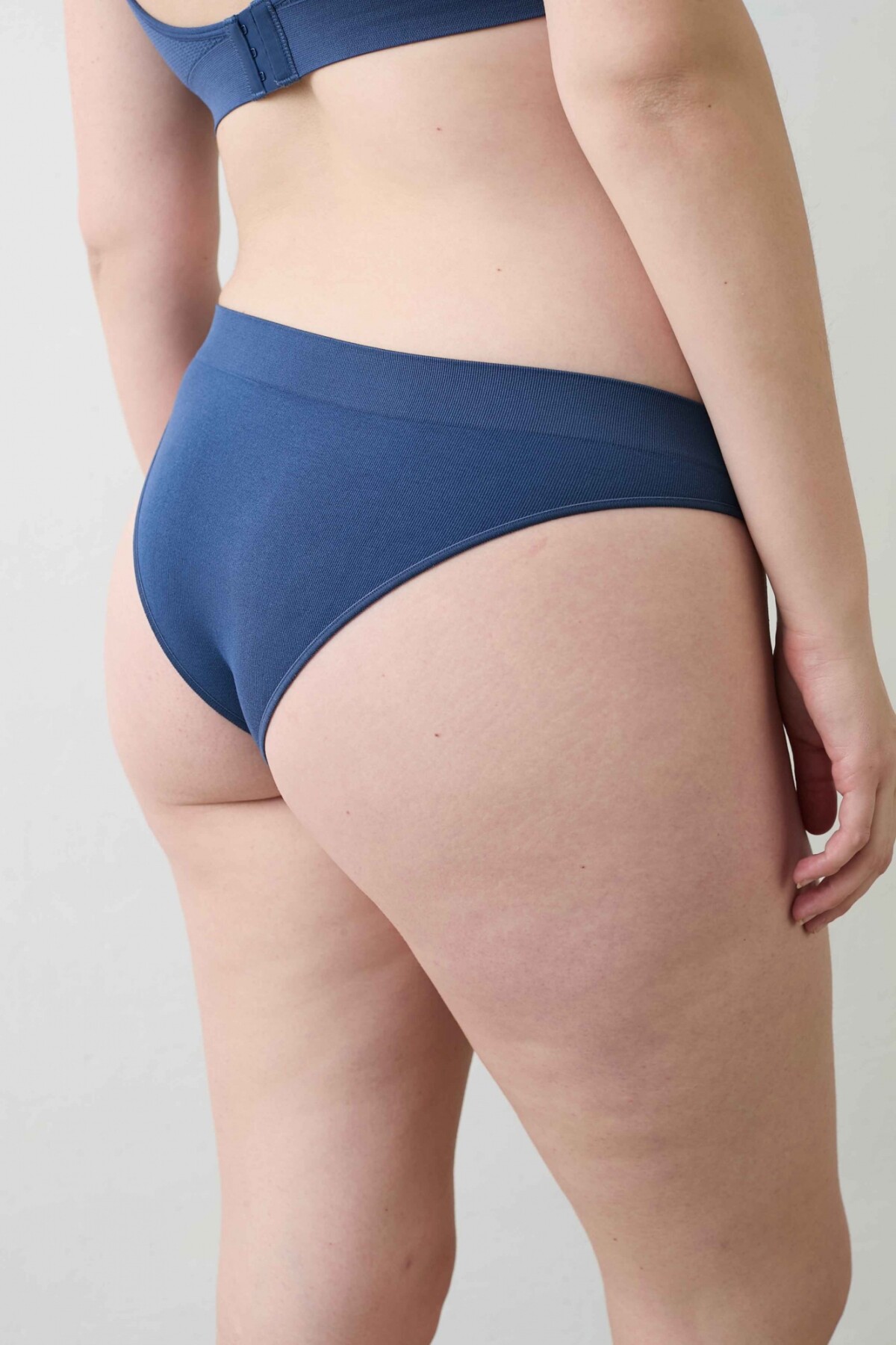 Bikini Rocío Arandano