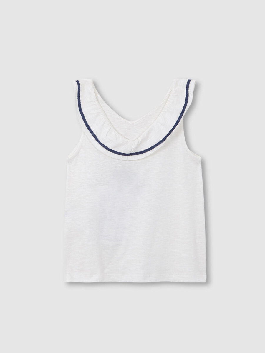 Camiseta Cruda Con Cuello Blanco