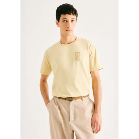CAMISETA MM AMARELO CLARO
