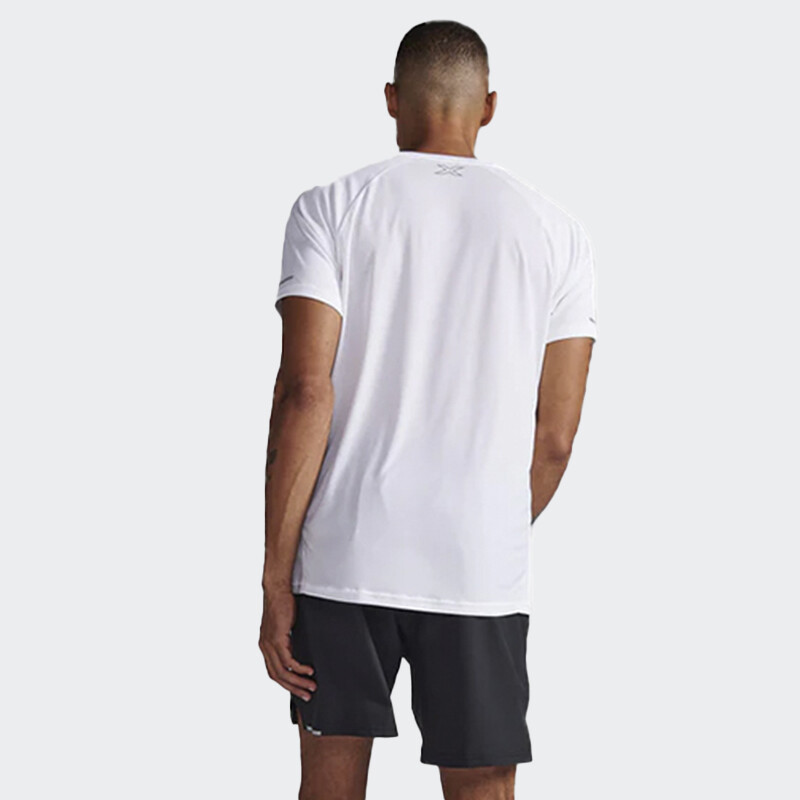 Remera 2XU Aero Tee Blanco