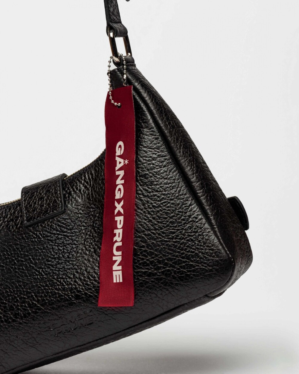 Cartera al Hombro The Noisy Gang En Cuero Graneado Negro