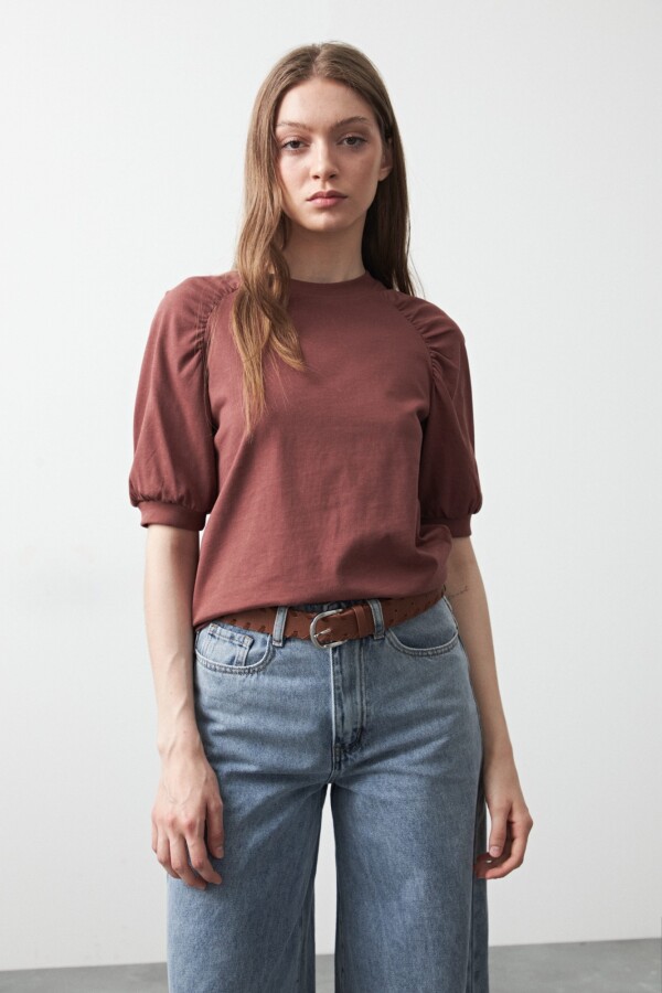 REMERA ORONJA Ladrillo