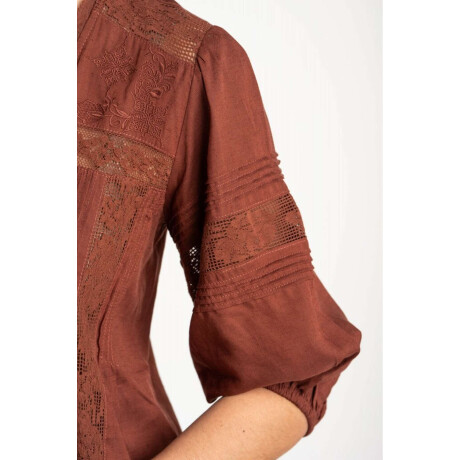 Blusa Encaje Marron