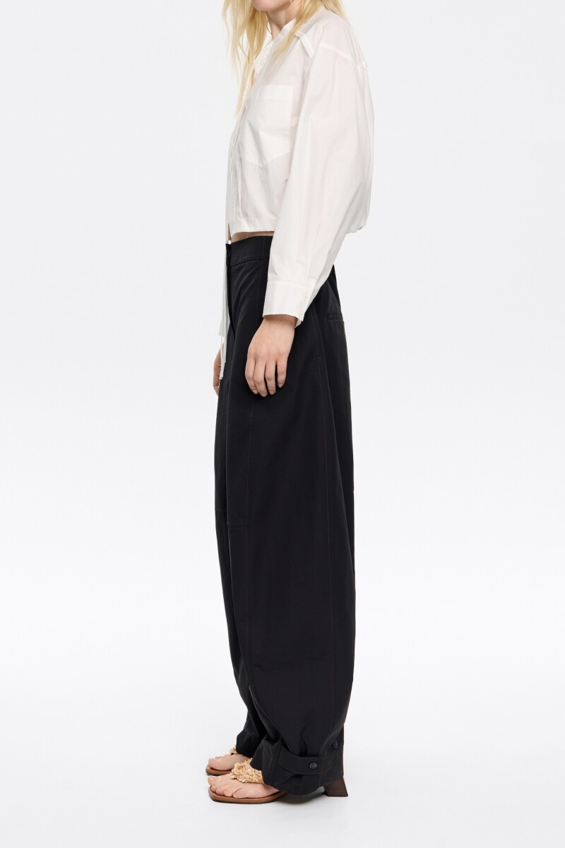 PANTALÓN Negro