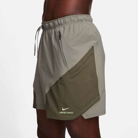 Short Nike Dri-Fitadv Npt 6 In de Hombre Gris