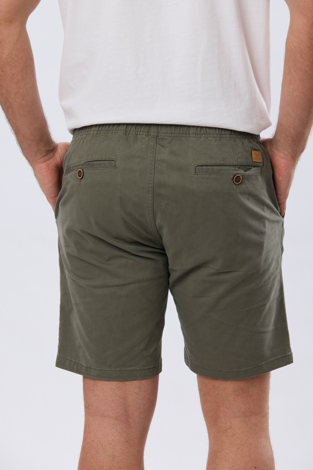 BERMUDA CON CINTURA ELASTIZADA Verde