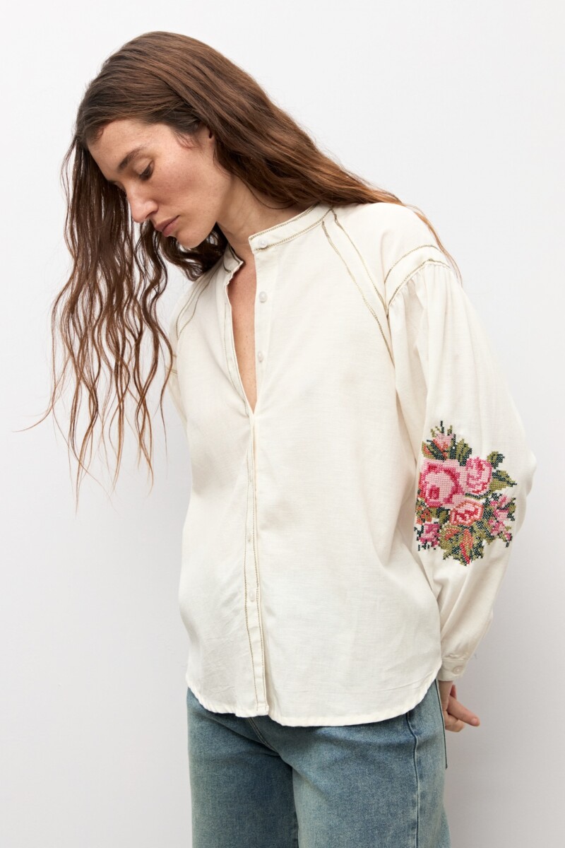 Camisa bordado floral crudo