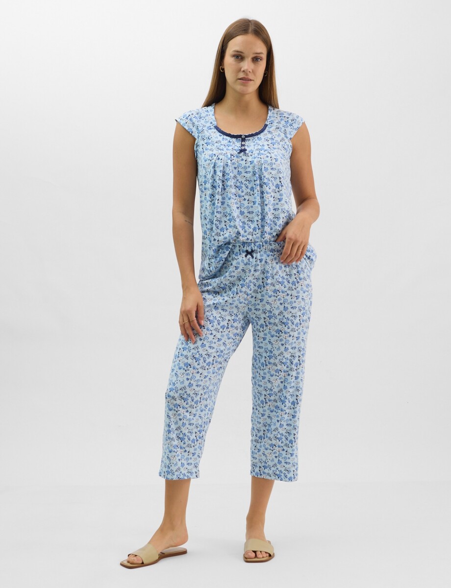Pijama Con Capri - Celeste/multi 