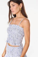 Top Shell Blanco/Celeste