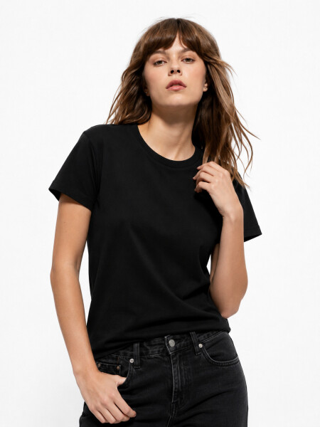 REMERA LESSA NEGRO