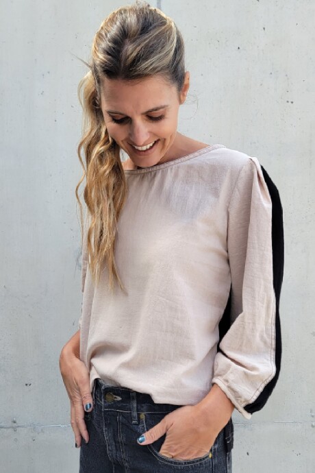Blusa lagos Combinada negro y beige