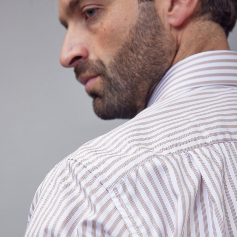 Camisa Luxury Blanca con rayas doradas