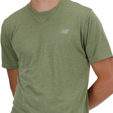 REMERA NEW BALANCE ATHLETICS RUN DEK