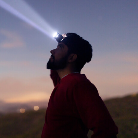 Linterna Minera Recargable Arye 839 con Foco Zoom Linterna Minera Recargable Arye 839 con Foco Zoom