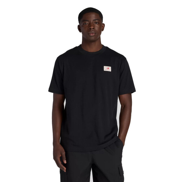 WOVEN LABEL TSHIRT - NEW BALANCE NEGRO