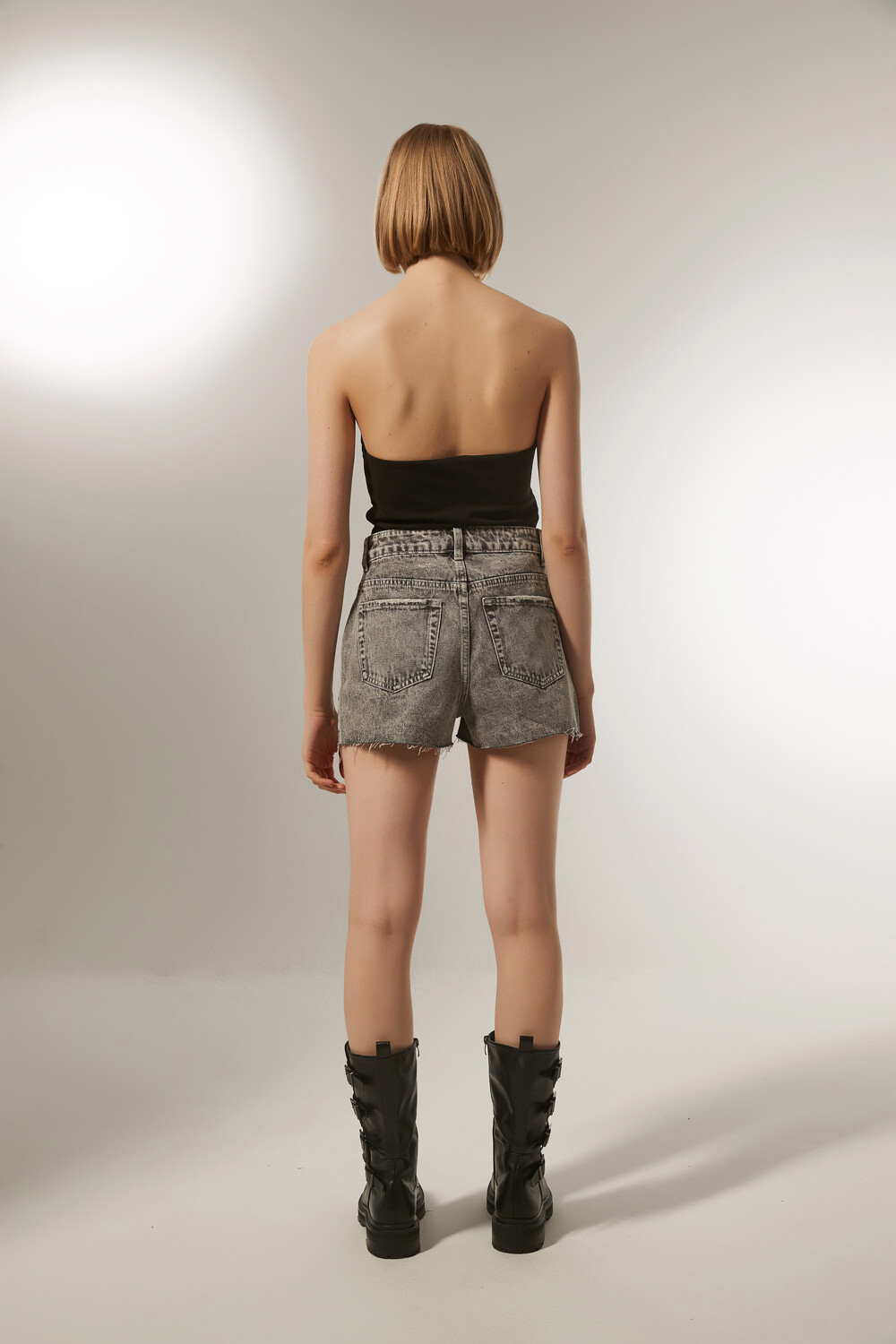 Short Mirso Gris Claro