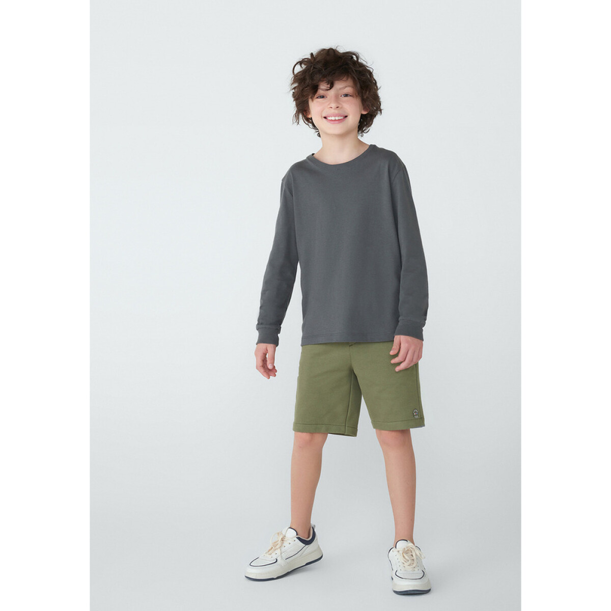 CAMISETA ML MASC - GRIS OSCURO 
