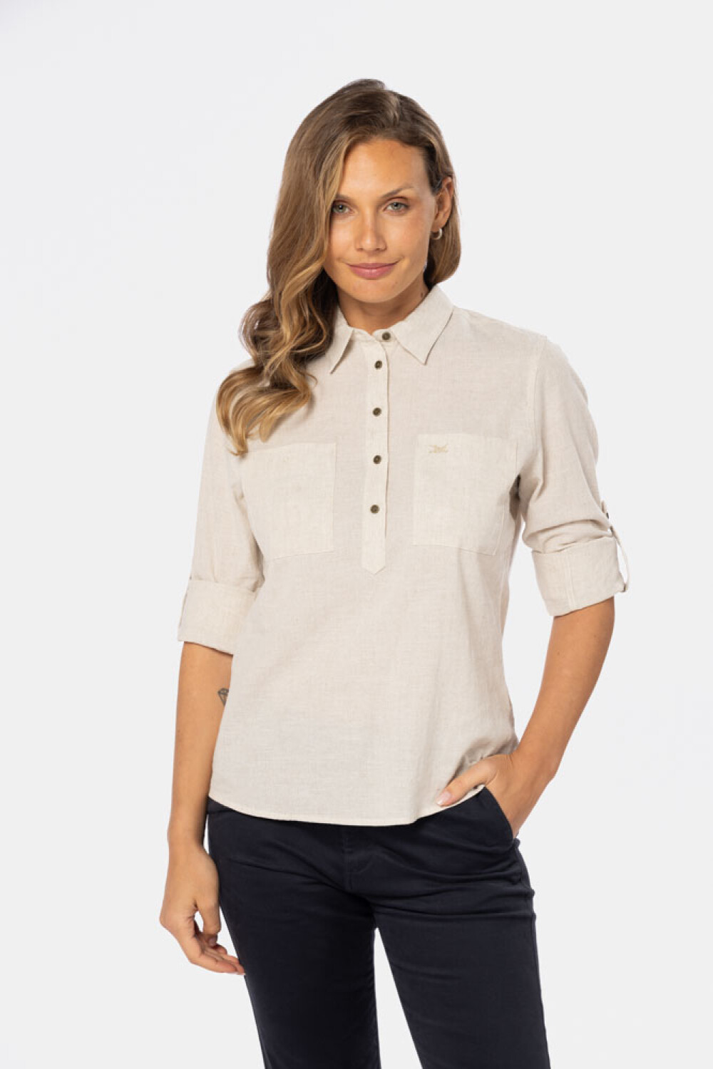CAMISA DE LINO MEDIO BOTÓN Beige