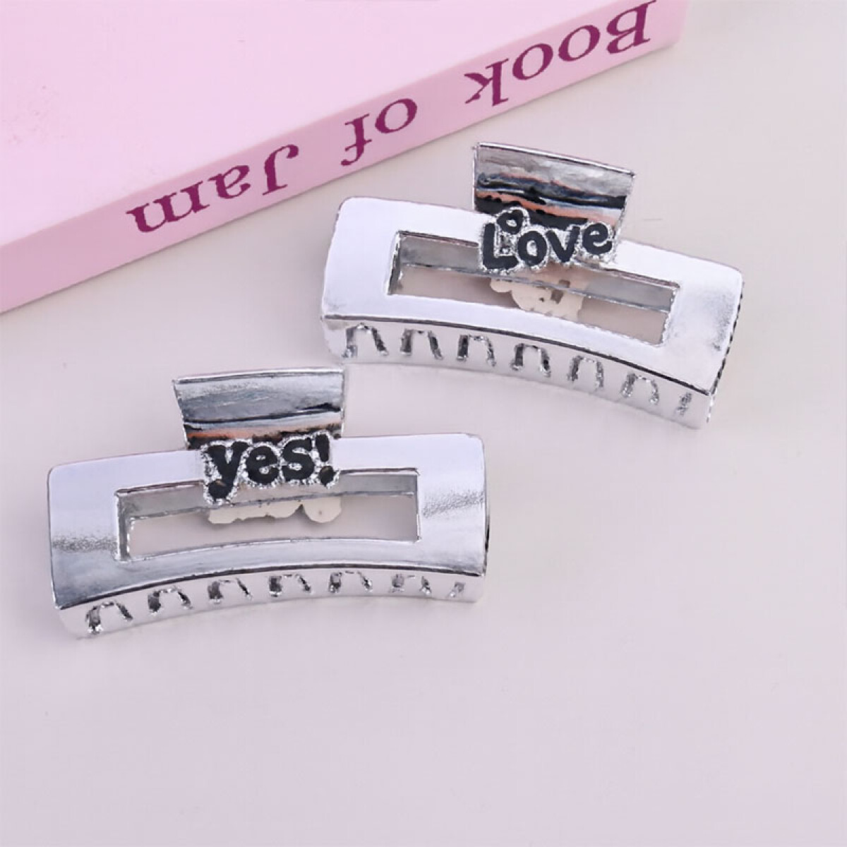 Broche pinza plateada para el cabello 10cm - Broche Pinza Plateada Para El Cabello 10cm 