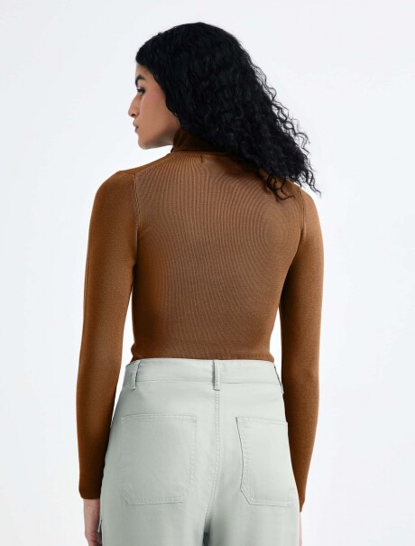 BLUSA MANGA LARGA CUELLO ALTO BLUSA ML FEM