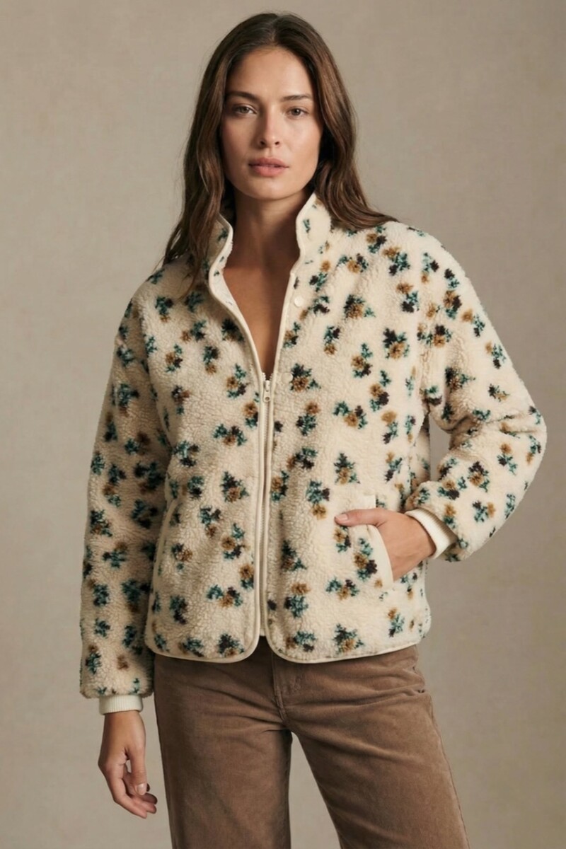 Campera Corderito Estampada Flores Nácar