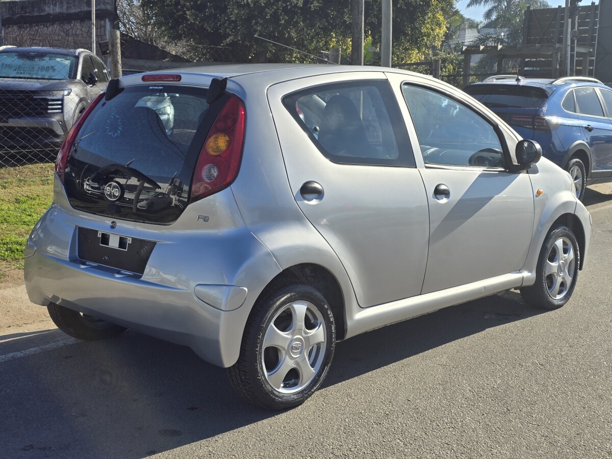 BYD F0 GLX-I 2013 EXCELENTE ESTADO! | Permuta / Financia BYD F0 GLX-I 2013 EXCELENTE ESTADO! | Permuta / Financia