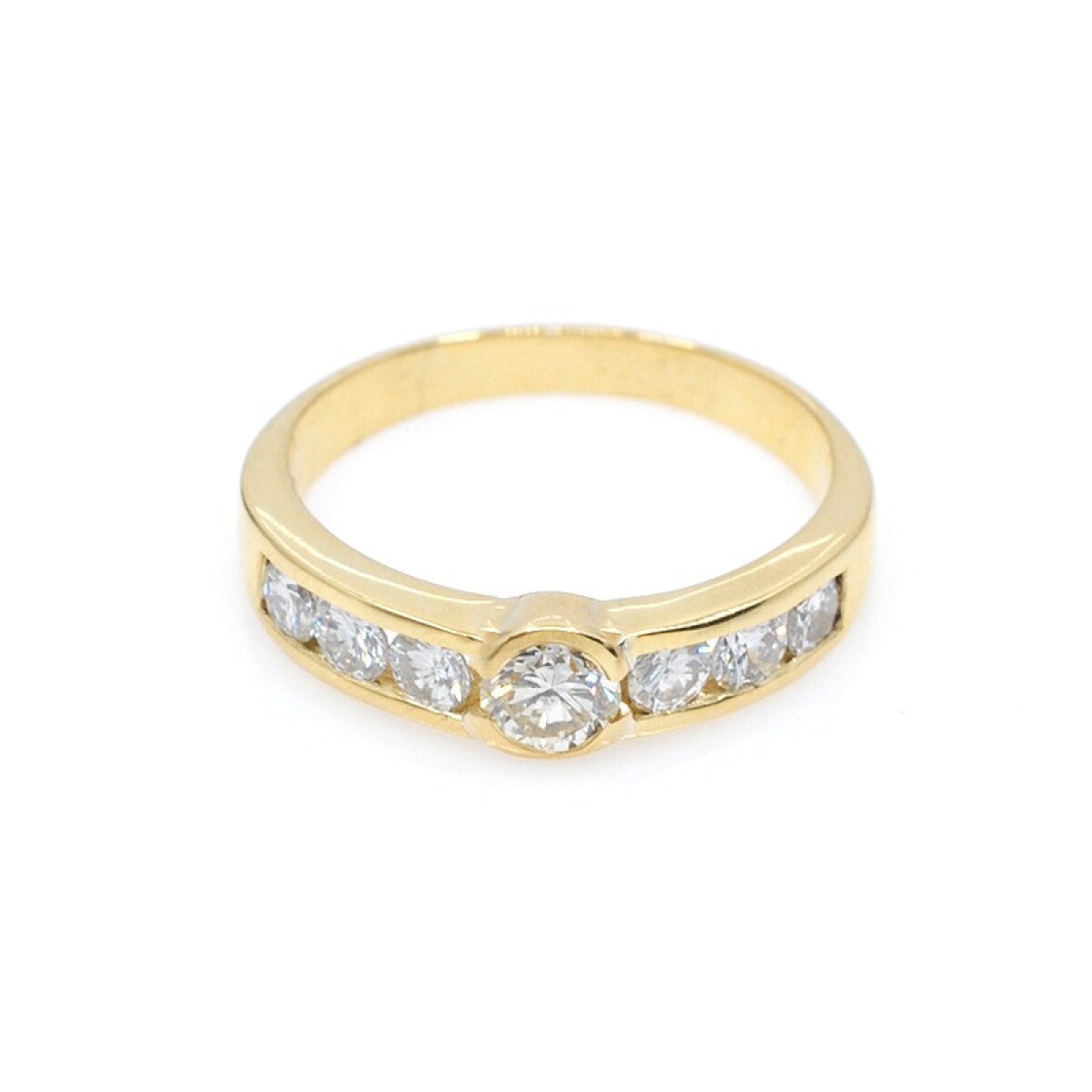 Anillo en oro 18k amarillo y brillantes 