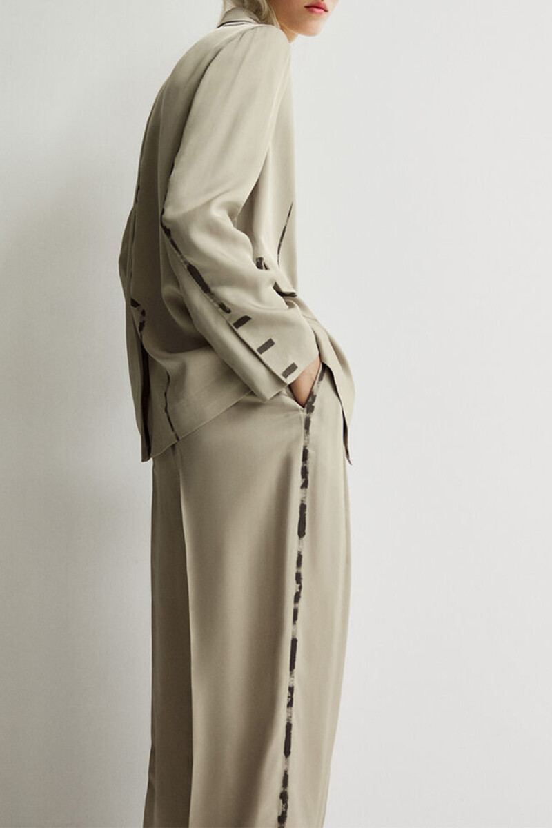 CHAQUETA Gris Topo