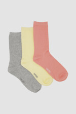 Pack de tres medias lisas. de algodón. en varios colores sur Variante 43