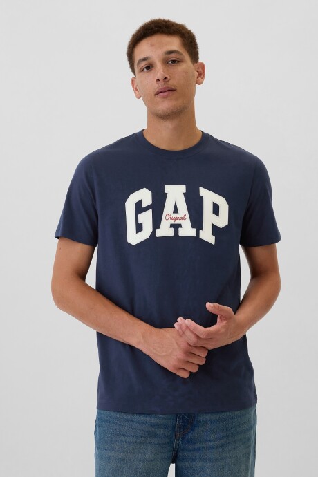 Remera Logo Gap Manga Corta Hombre Tapestry Navy