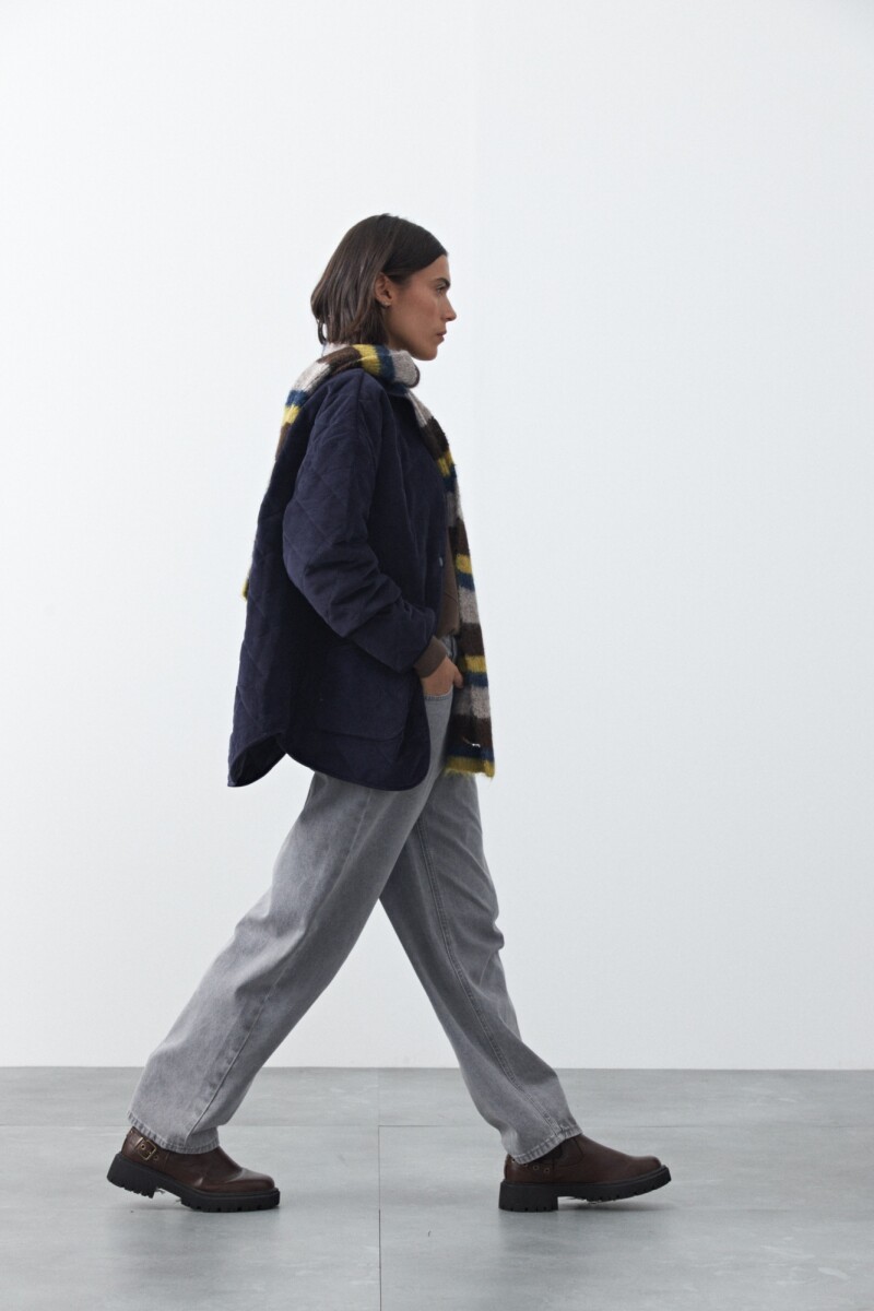 JEAN GUINEA Gris