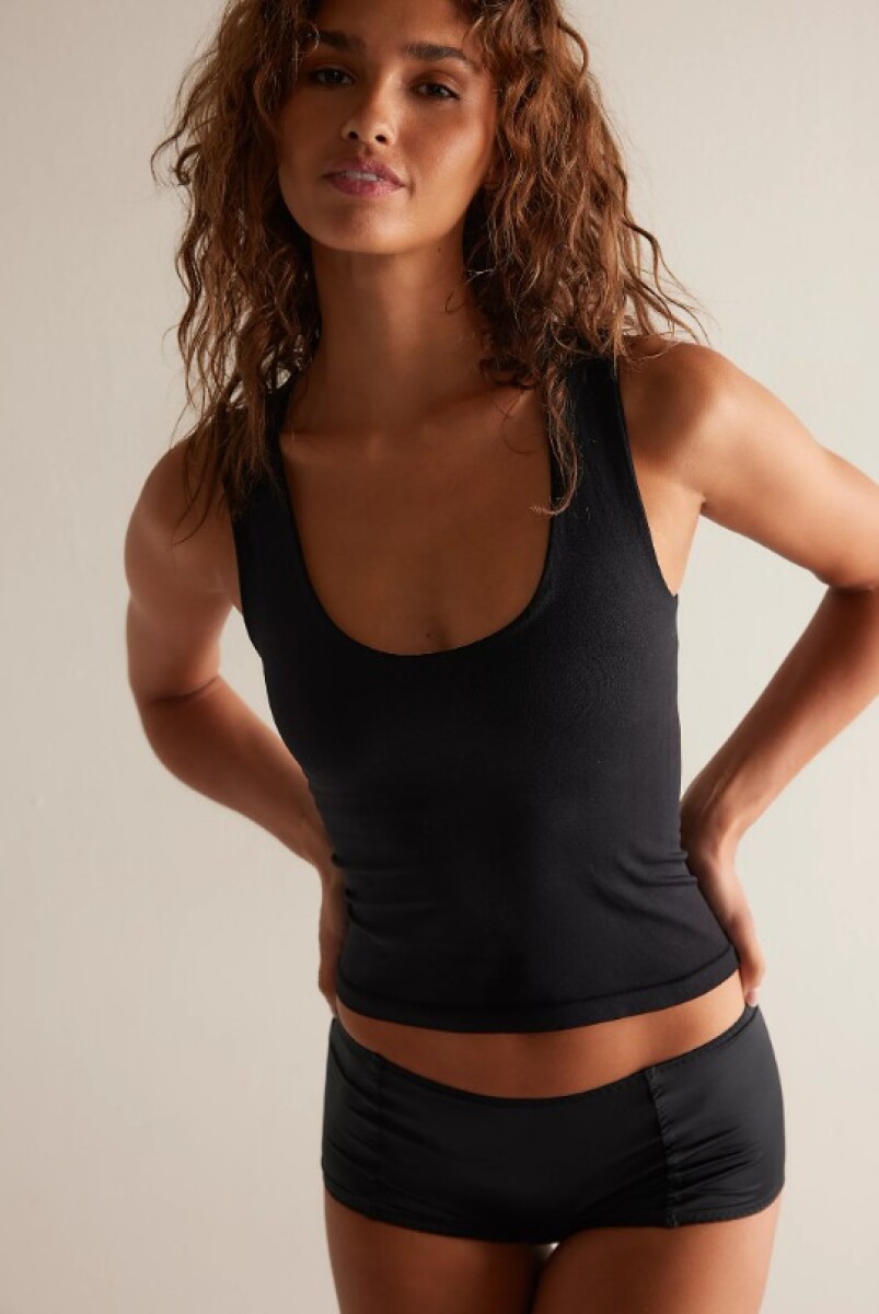 CLEAN LINES MUSCLE CAMI 