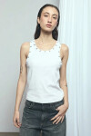 Musculosa con ojalillos PREVENTA blanco