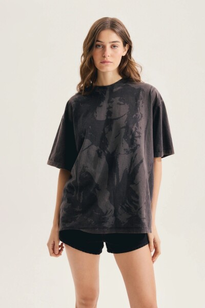 REMERA OVE MIRROR Negro