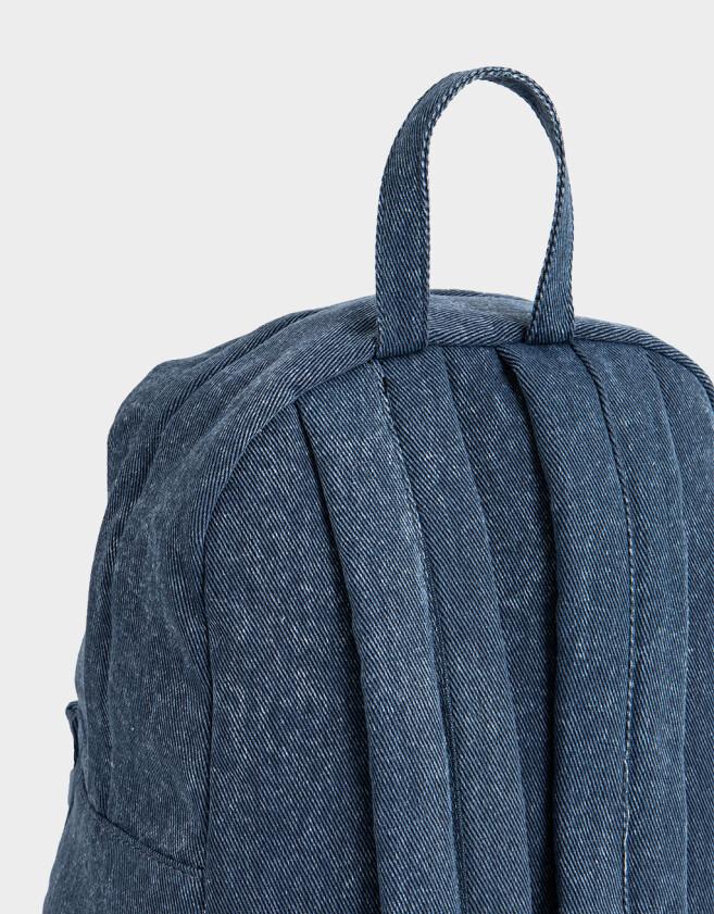 Mochilas Urbanas Mochila Denim Con Charms - Azul Gastado