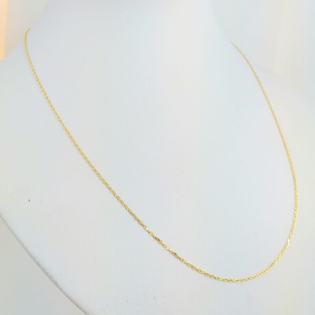Cadena de oro 18Ktes, modelo forcet 1mm, largo de cadena 50cm. Cadena de oro 18Ktes, modelo forcet 1mm, largo de cadena 50cm.