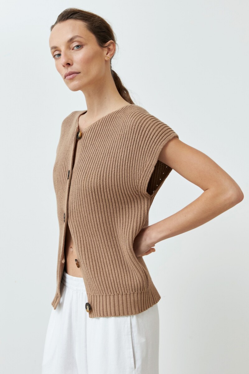 Cardigan manga corta tostado