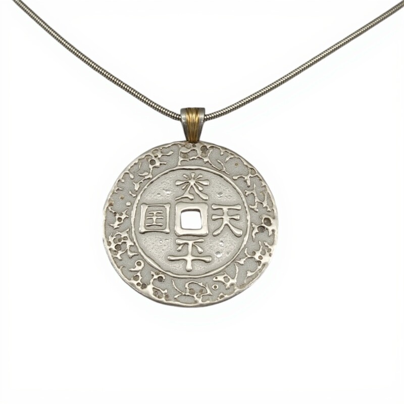 Dije Moneda china-Plata y oro- Sin piedra- CP5387 sinpiedra