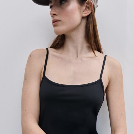 MUSCULOSA TULIPAN Negro