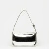 Cartera al hombro Leaf en efecto cuero charol Metalizado