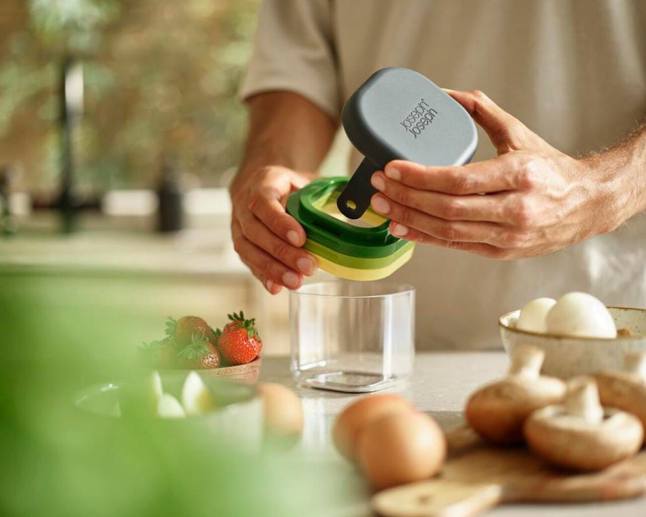 MultiPrep Mini – Picador y rallador manual compacto Joseph Joseph - Preventa 20% OFF MultiPrep Mini – Picador y rallador manual compacto Joseph Joseph - Preventa 20% OFF