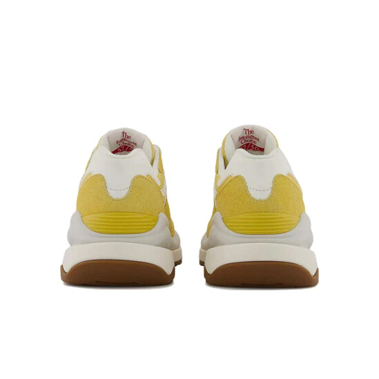 Championes New Balance 57/40 Amarillo